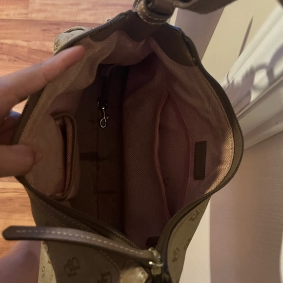 Dooney & Bourke HandBag - Picture 5 of 5